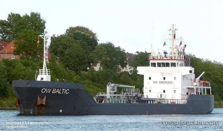 Cpg-Alma - Oil Products Tanker vessel registered in Liberia