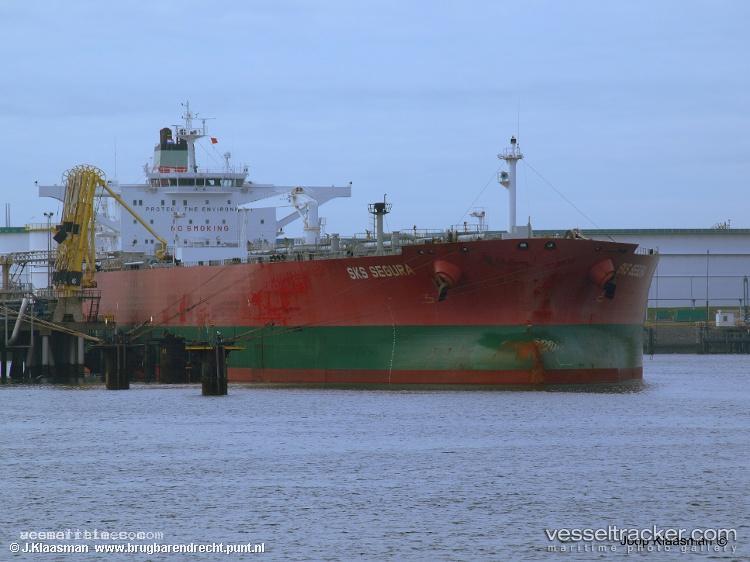 Fulger - Crude Oil Tanker vessel registered in Sierra Leone