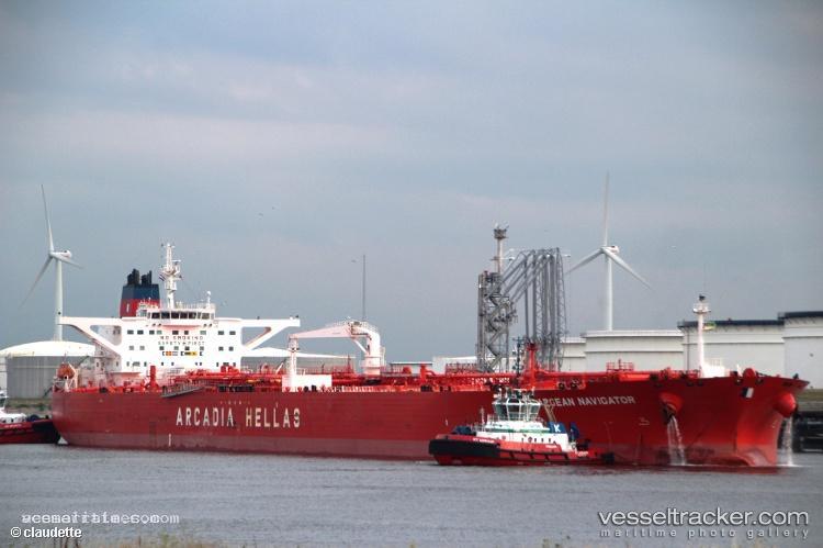 Desh-Abhimaan - Crude Oil Tanker vessel registered in India