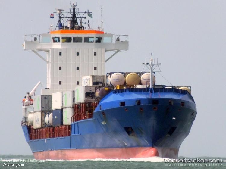 Edith - Container Ship vessel registered in Portugal