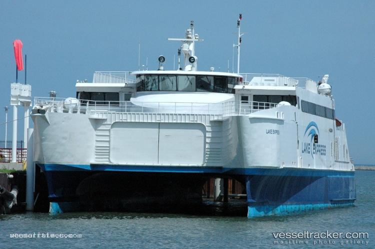 Lake-Express - Passenger Ro Ro Cargo Ship vessel registered in United States of America