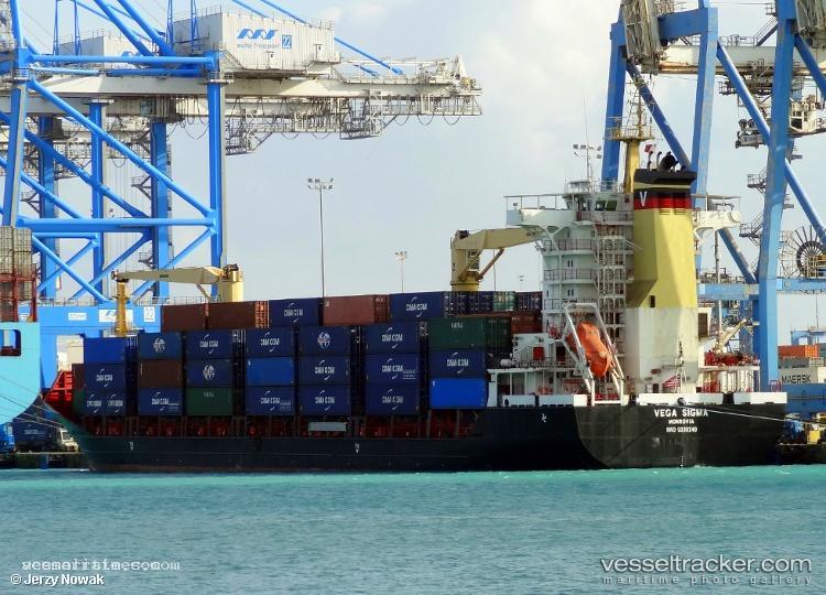Msc-Sigma-F - Container Ship vessel registered in Liberia