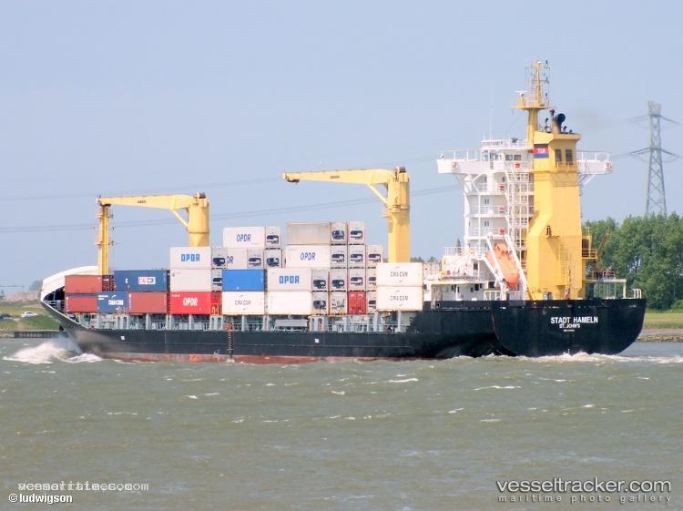 Sc-Philly - Container Ship vessel registered in Liberia