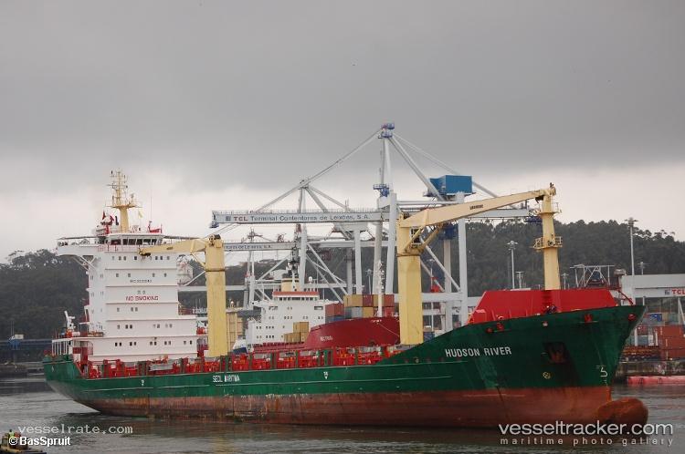 Atlantic-Geneva - Container Ship vessel registered in Singapore