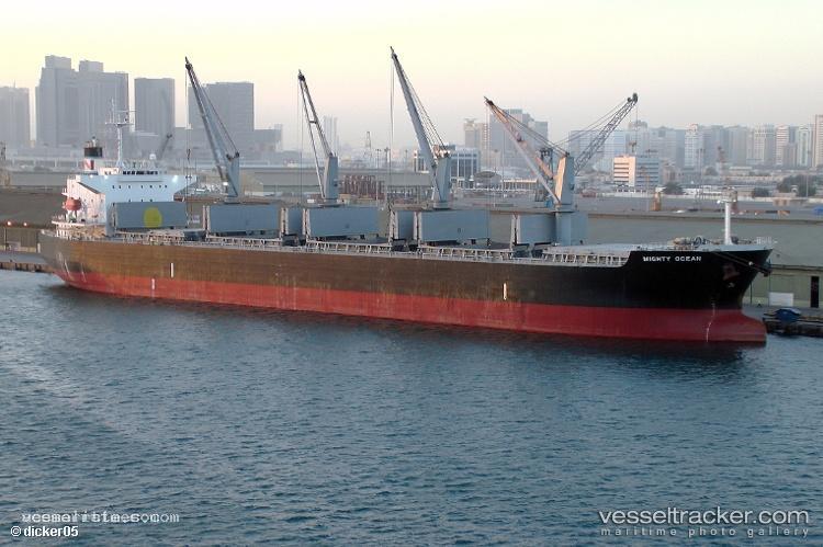 Lily-Rising - Ore Carrier vessel registered in Panama