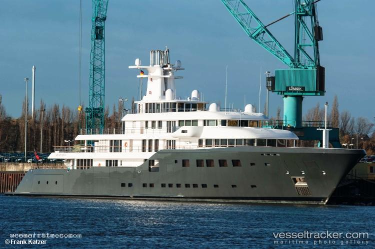 Ice - Service Ship