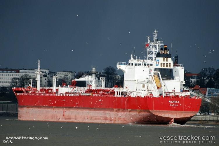 Bellaris - Oil Products Tanker vessel registered in Panama