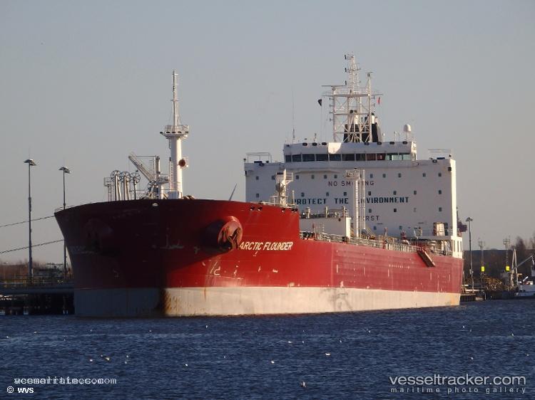 Chrystal-Ice - Oil Products Tanker vessel registered in Marshall Islands
