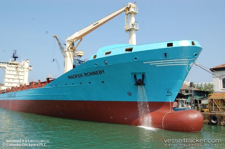 Mcc-Batanes - Container Ship vessel registered in Philippines
