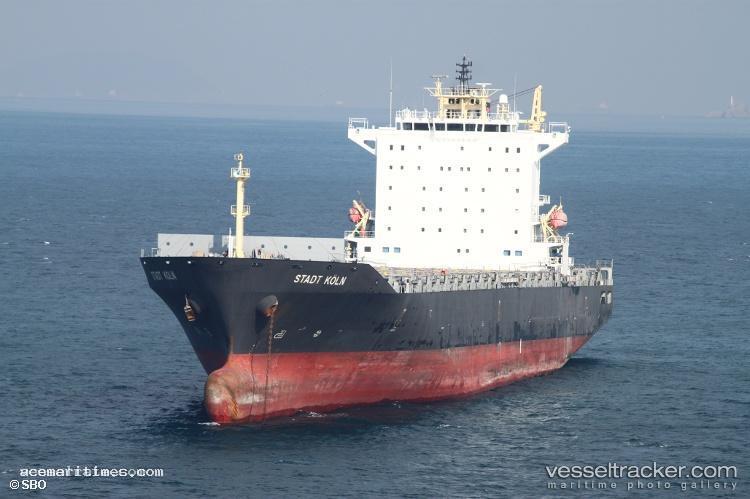 Bsg-Bimini - Container Ship vessel registered in Liberia
