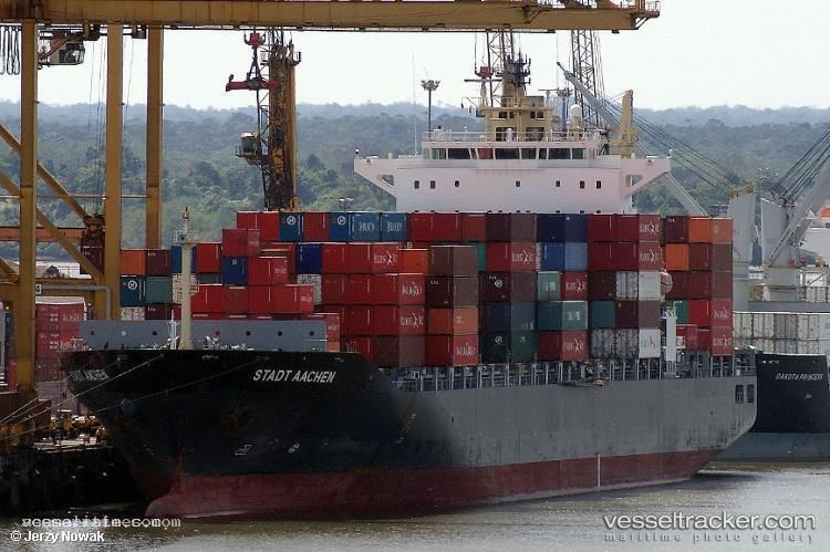 Zhonggu-Shandong - Container Ship vessel registered in China