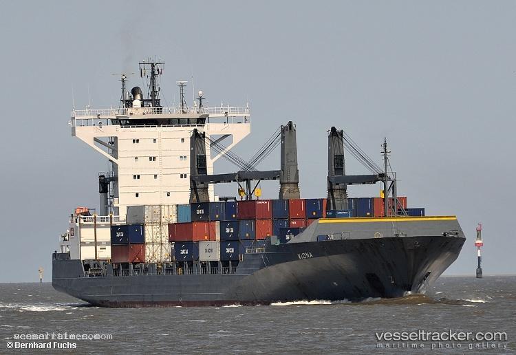 Queen-B-Iii - Container Ship vessel registered in Cyprus