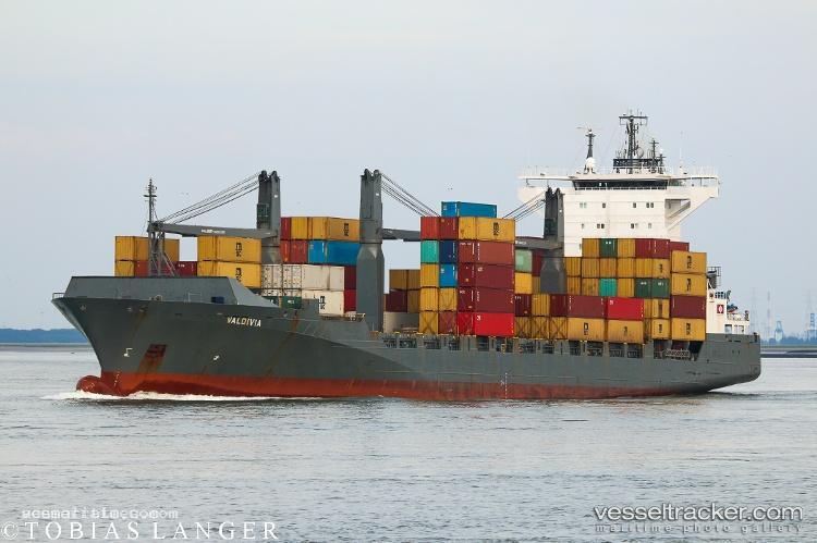 Valdivia - Container Ship vessel registered in Portugal
