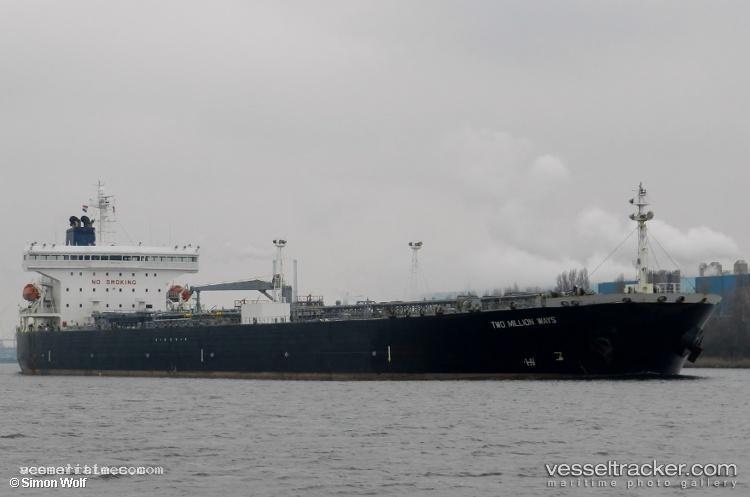 Sanmar-Suparna - Crude Oil Tanker vessel registered in India