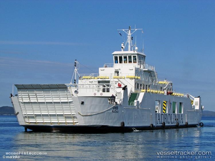 Cres - Passenger Ro Ro Cargo Ship vessel registered in Croatia