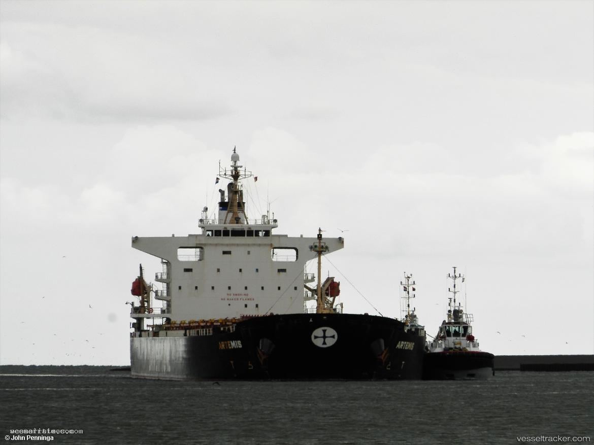 Lucky-Glory-2 - Bulk Carrier vessel registered in Panama