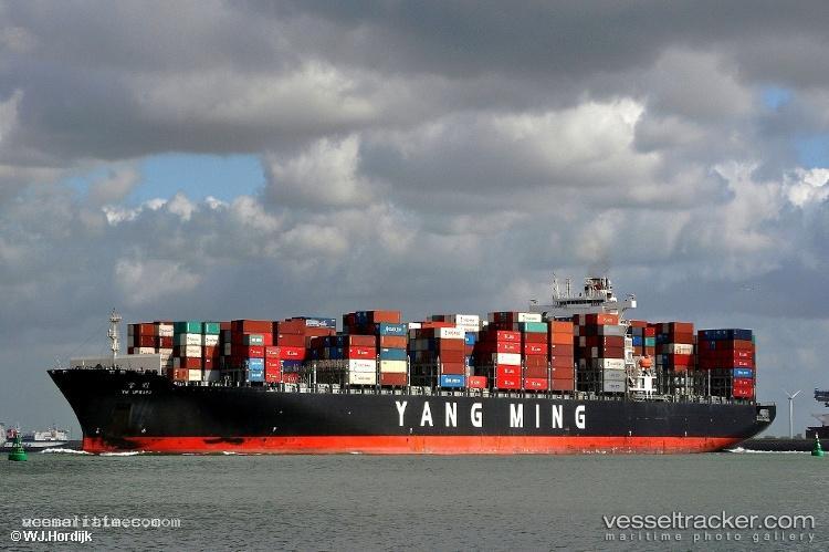Ym-Upward - Container Ship vessel registered in Liberia