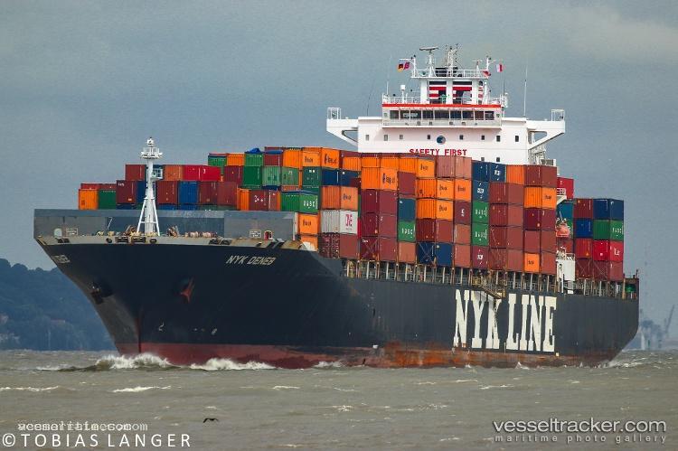 Msc-Roshney-V - Container Ship vessel registered in Liberia