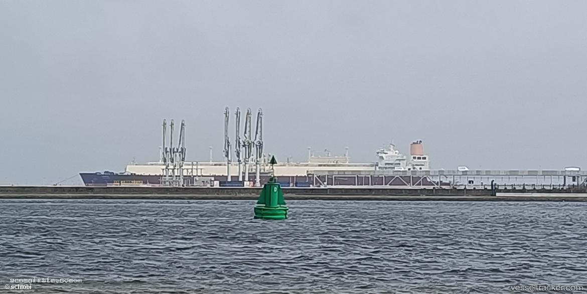 Tembek - Lng Tanker vessel registered in Marshall Islands