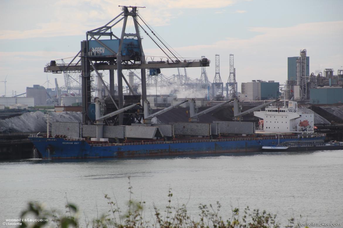 Manta-Sena - General Cargo Ship vessel registered in Liberia