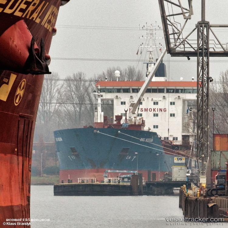 Bro-Nissum - Chemical Oil Products Tanker vessel registered in Denmark