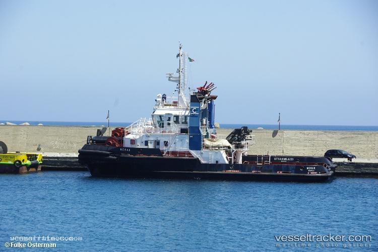 Merak - [tug.salvage_tug] vessel registered in Italy