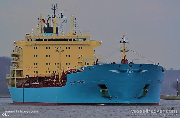 Om-Singapore - Chemical Oil Products Tanker vessel registered in Liberia