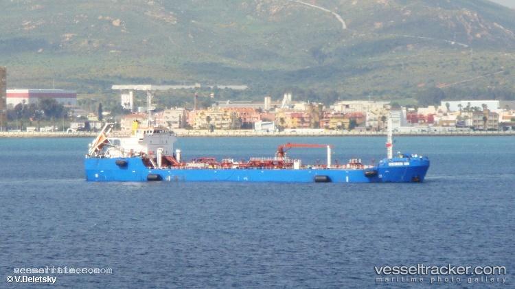 Gibunker-100 - Oil Products Tanker vessel registered in Panama