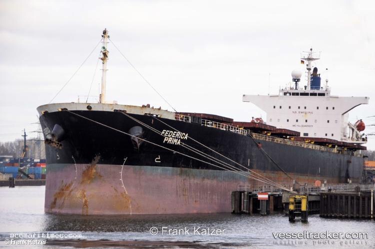 Bulk-Nusantara - Bulk Carrier vessel registered in Indonesia