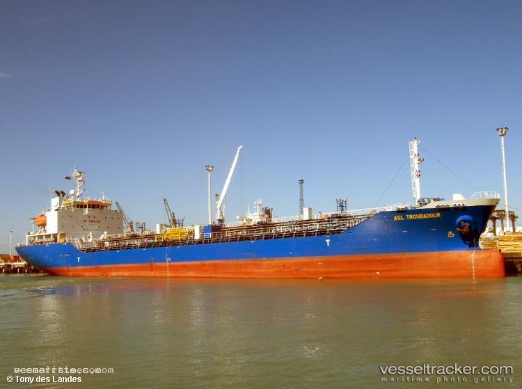 Nsh-Singapore - Chemical Oil Products Tanker vessel registered in Panama