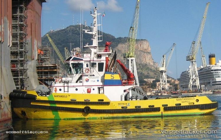 Santangelo - [tug.fire_fighting_tug] vessel registered in Italy