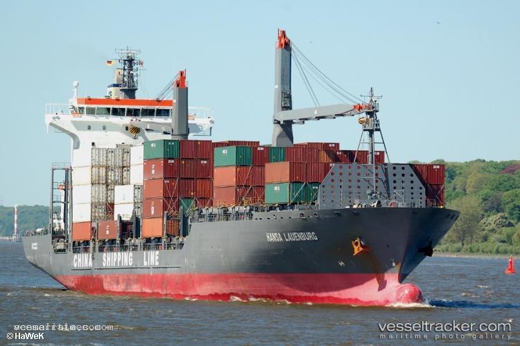 Maersk-Valencia - Container Ship vessel registered in Singapore
