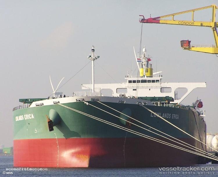 Kerkis - Bulk Carrier vessel registered in Bahamas