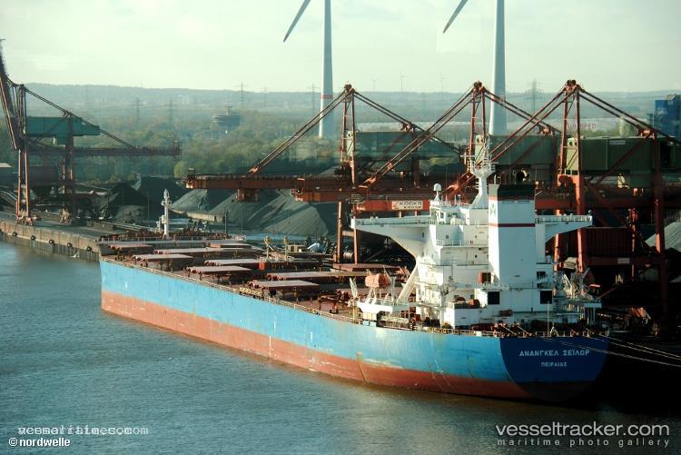 Lila-Lesvos - Bulk Carrier vessel registered in Liberia