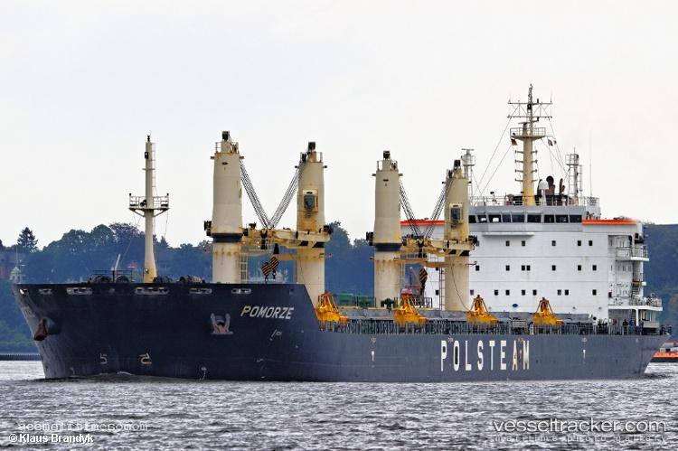 Pomorze - Bulk Carrier vessel registered in Bahamas