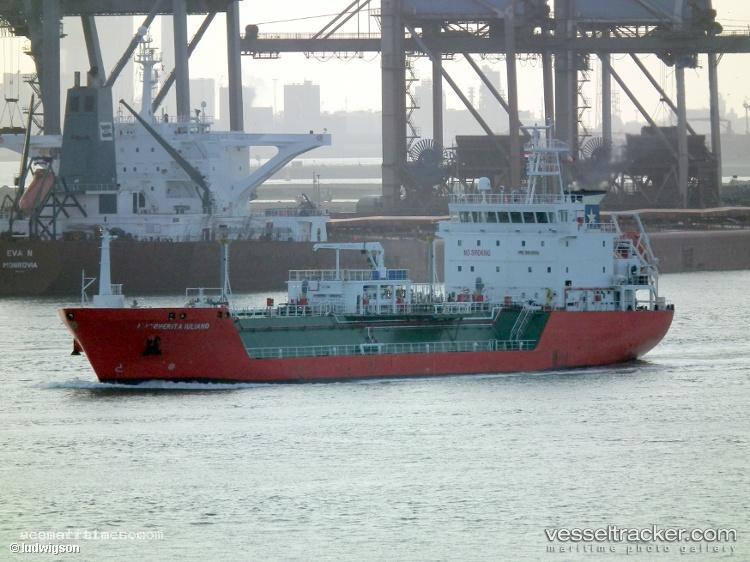 Syn-Turais - Lpg Tanker vessel registered in Italy