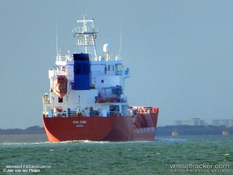 Syn-Zube - Lpg Tanker vessel registered in Italy