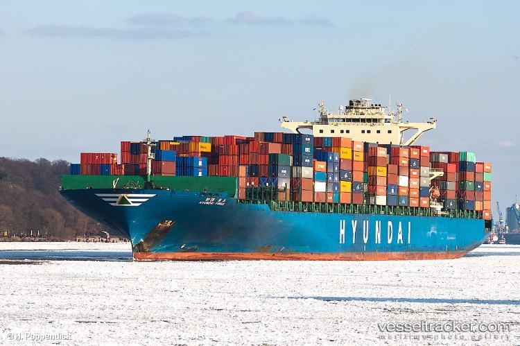 Hyundai-Force - Container Ship vessel registered in Marshall Islands