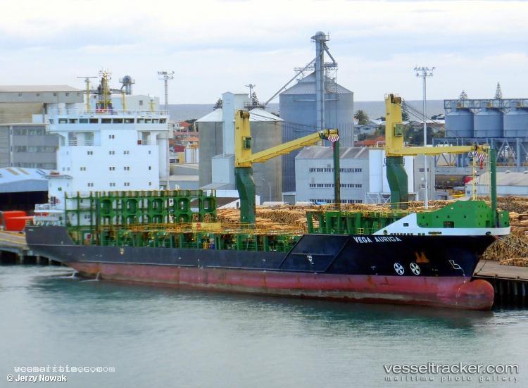 Medkon-Max - Container Ship vessel registered in Panama