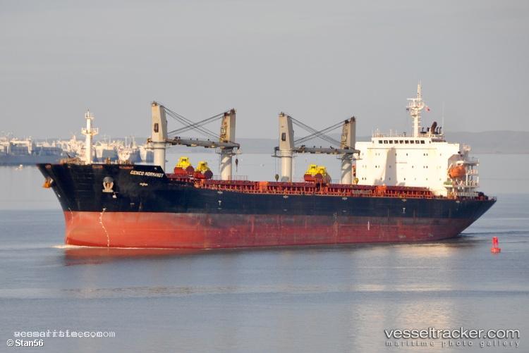 Hg-Melbourne - Bulk Carrier vessel registered in Liberia