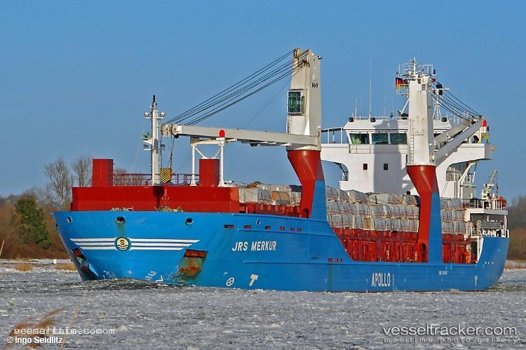 Ocean-Carrier - Multi Purpose Carrier vessel registered in Portugal