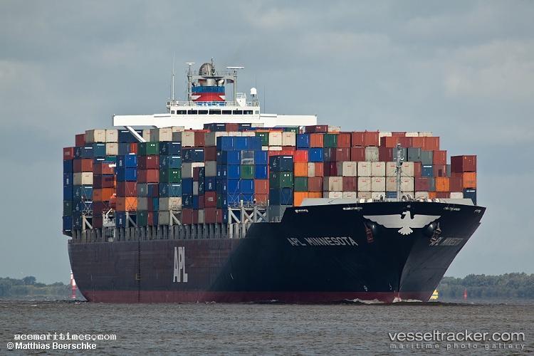 Apl-Minnesota - Container Ship vessel registered in Liberia