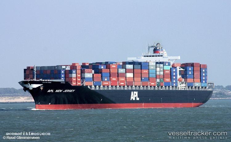 Apl-New-Jersey - Container Ship vessel registered in Liberia