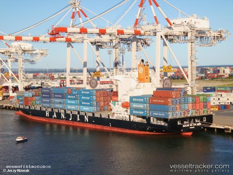 Wan-Hai-175 - Container Ship vessel registered in Singapore