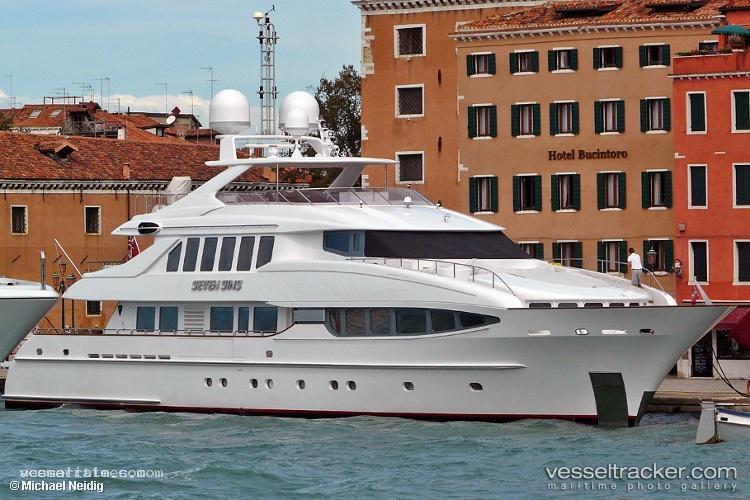 The-Lady-K - Service Ship vessel registered in Cayman Islands