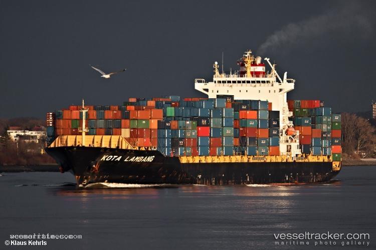 Kota-Lambang - Container Ship vessel registered in Singapore