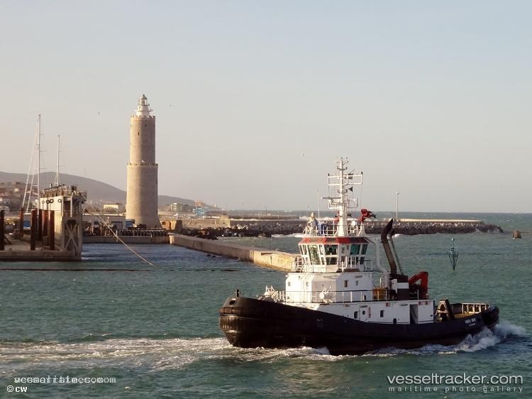Piero-Neri - [tug.salvage_tug] vessel registered in Italy