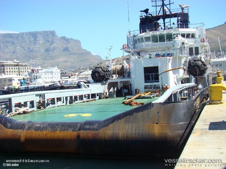 Spm-Neel-Pratap-155 - [tug.salvage_tug] vessel registered in Liberia