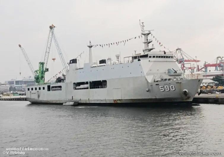 Kri-Makassar-590 - Hospital Vessel vessel registered in Indonesia