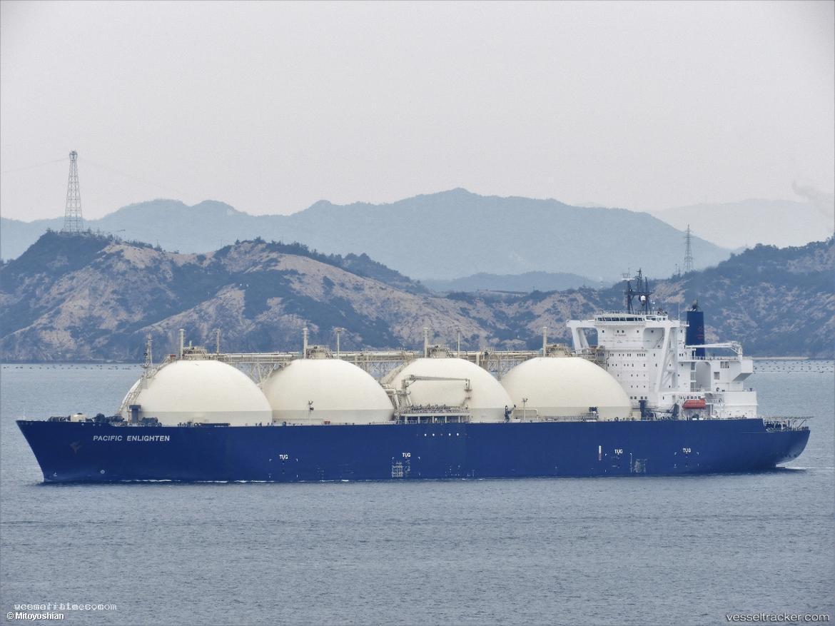 Pacific-Enlighten - Lng Tanker vessel registered in Bahamas